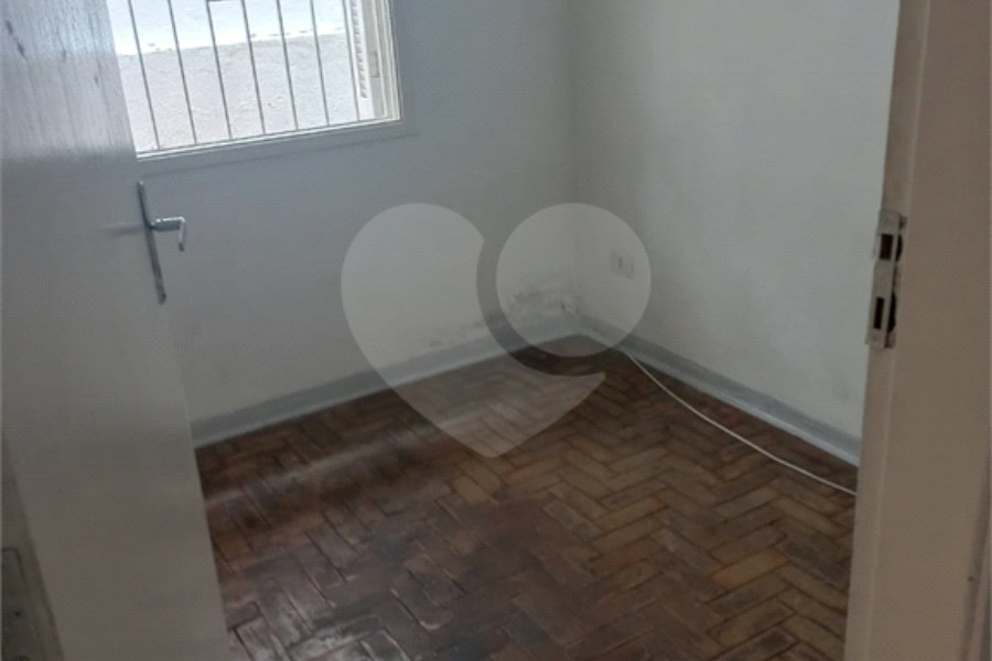 Casa à venda com 3 quartos em Vila Romero, São Paulo, SP