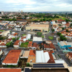 Apartamento à venda com 2 quartos, sendo 1 suíte, no Centro, Araraquara, SP
