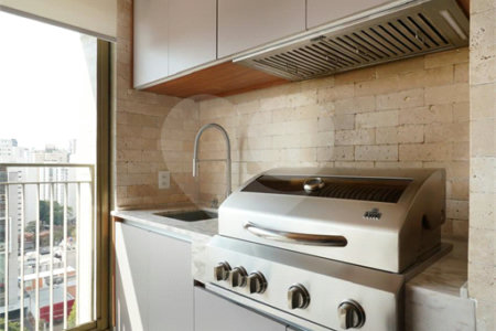 Apartamento à venda com 3 suítes em Indianópolis, São Paulo, SP