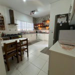 Casa à venda com 3 quartos, sendo 1 suíte, no condomínio Residencial Grape Village, Vinhedo - SP