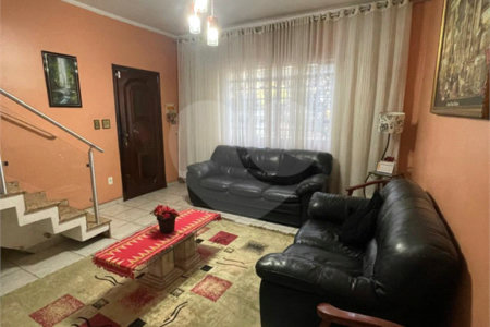 Sobrado à venda com 5 quartos, sendo 1 suíte,  em Vila Gustavo, São Paulo, SP