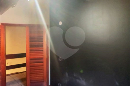 Casa à venda com 5 suítes no condomínio Estância Marambaia, Vinhedo - SP