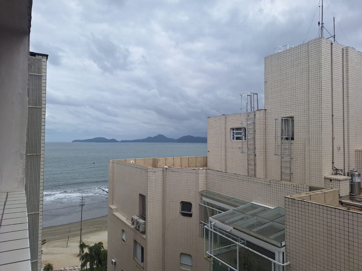 Apartamento com 2 dormitórios à venda, 70 m² por R$ 670.000,00 - Aparecida - Santos/SP