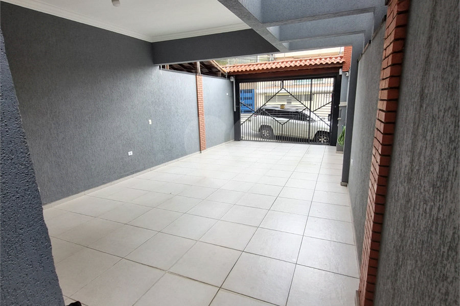 Sobrado à venda com 4 quartos, sendo 2 suítes, em Vila Barreto, São Paulo, SP