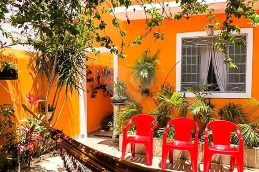 Sobrado à venda com 5 quartos, sendo 1 suíte, em Parque Edu Chaves, São Paulo, SP