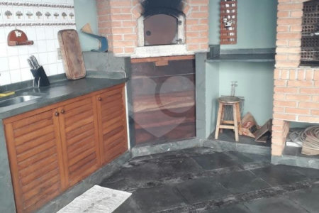 Sobrado à venda com 3 suítes em Santa Teresinha, São Paulo, SP