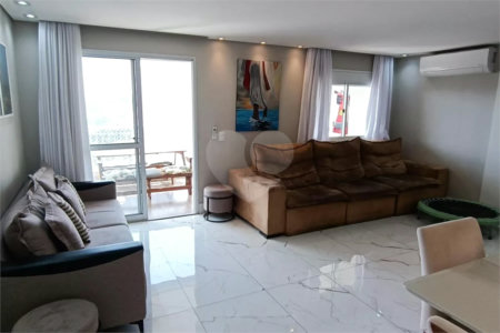 Apartamento à venda com 3 quartos, sendo 1 suíte,  em Jardim Vazani, São Paulo, SP