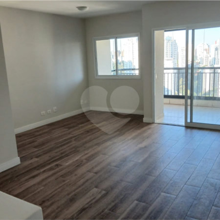 Apartamento para alugar com 2 quartos, sendo 1 suíte,  em Vila Andrade, São Paulo, SP