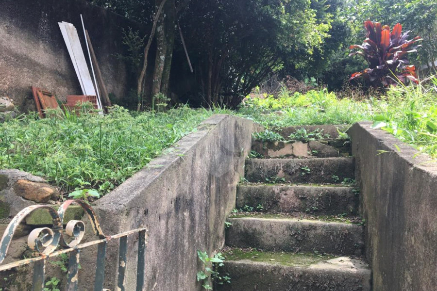 Casa à venda com 2 quartos em Horto, São Paulo, SP