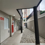 Casa à venda com 2 quartos, sendo 1 suíte, no condomínio Residencial Sanches, São Paulo - SP