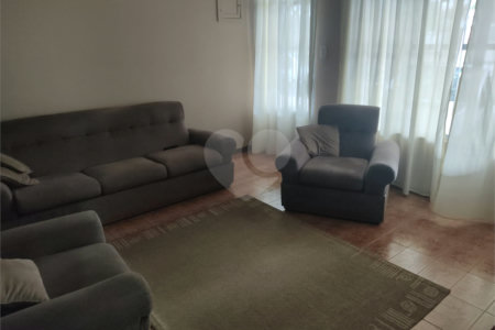 Casa à venda com 3 quartos em Jardim Maria Dirce, Guarulhos, SP