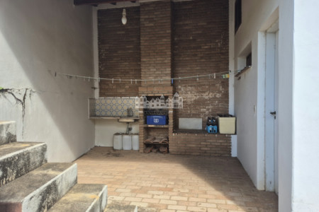 Casa para venda ou locação próximo ao Laboratório Quantum e Lago do Major – Atibaia