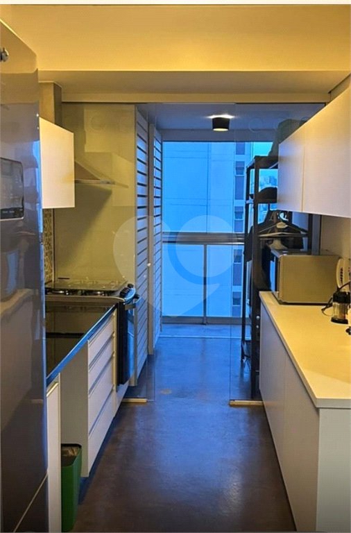 Apartamento 2 quartos, sendo 1suíte. 2 banheiros. Cozinha americana. Living com 2 ambientes com varanda gourmet,