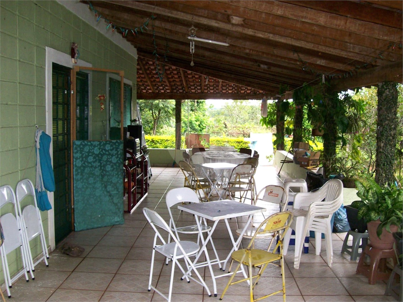 Chácara a venda no Aracê de Santo Antônio .