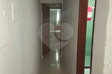 Casa à venda ou para alugar com 2 quartos, sendo 1 suíte, no condomínio Sem Nome Estrada Guandu do Sapê 1444, Rio de Janeiro - RJ