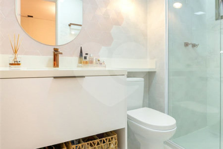 Apartamento à venda com 3 suítes em Santa Teresinha, São Paulo, SP