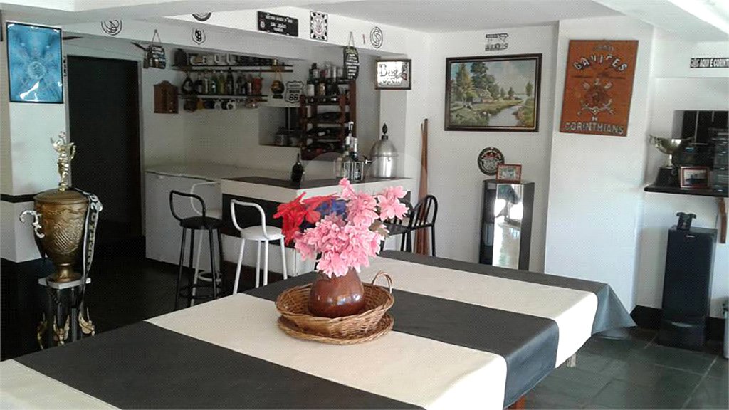 Chácara à venda com 5 quartos, sendo 3 suítes, em Vitória Régia, Atibaia, SP