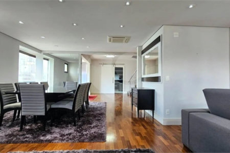 Duplex à venda com 4 suítes em Jardim Paulista, São Paulo, SP