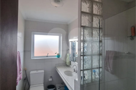 Sobrado à venda com 4 quartos, sendo 1 suíte, em Brooklin, São Paulo, SP