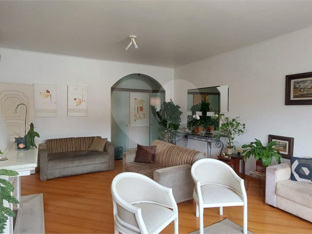 Casa Térrea à venda com 4 quartos, sendo 2 suítes,  em Tremembé, São Paulo, SP