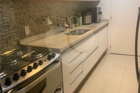 Apartamento à venda com 3 quartos, sendo 1 suíte, em Indianópolis, São Paulo, SP