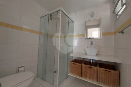 Apartamento à venda com 3 quartos em Vila Ipojuca, São Paulo, SP