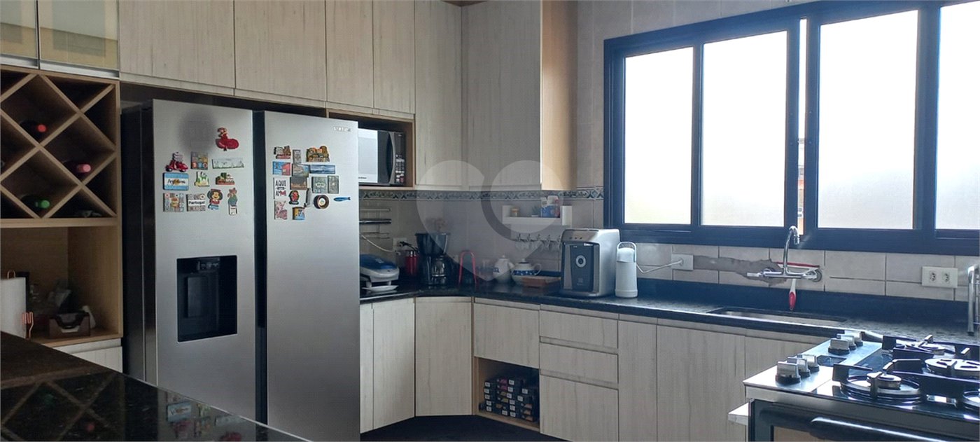 Sobrado à venda com 3 quartos, sendo 1 suíte, em Vila Ema, São Paulo, SP