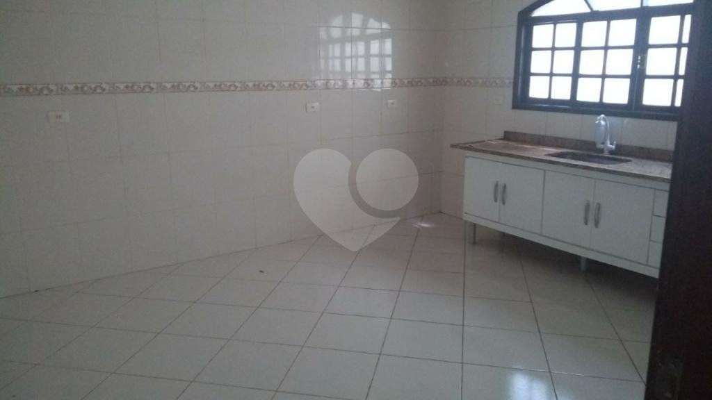 Casa à venda com 3 quartos, sendo 1 suíte, no condomínio São Marcos, São Paulo - SP