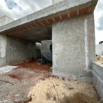 Casa à venda com 3 quartos, sendo 1 suíte, no condomínio Lago dos Ipês, Itapetininga - SP