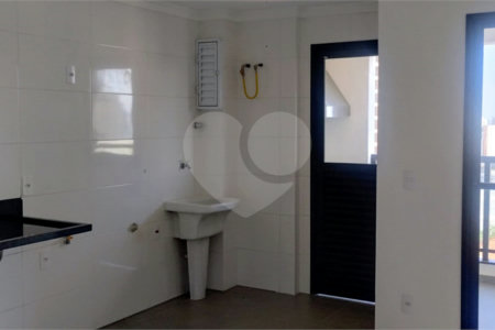 Apartamento à venda com 2 quartos, sendo 1 suíte, em Vila Osasco, Osasco, SP