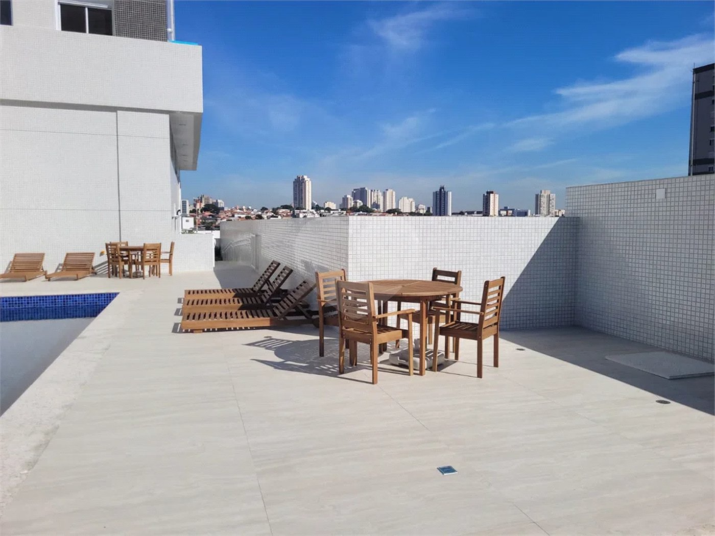 Apartamento à venda ou para alugar com 2 suítes em Tatuapé, São Paulo, SP