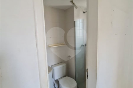 Apartamento à venda com 3 quartos, sendo 1 suíte, em Cambuci, São Paulo, SP