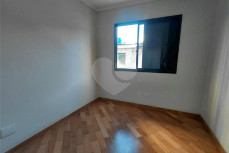 Apartamento à venda com 3 quartos, sendo 1 suíte, em Vila Romana, São Paulo, SP