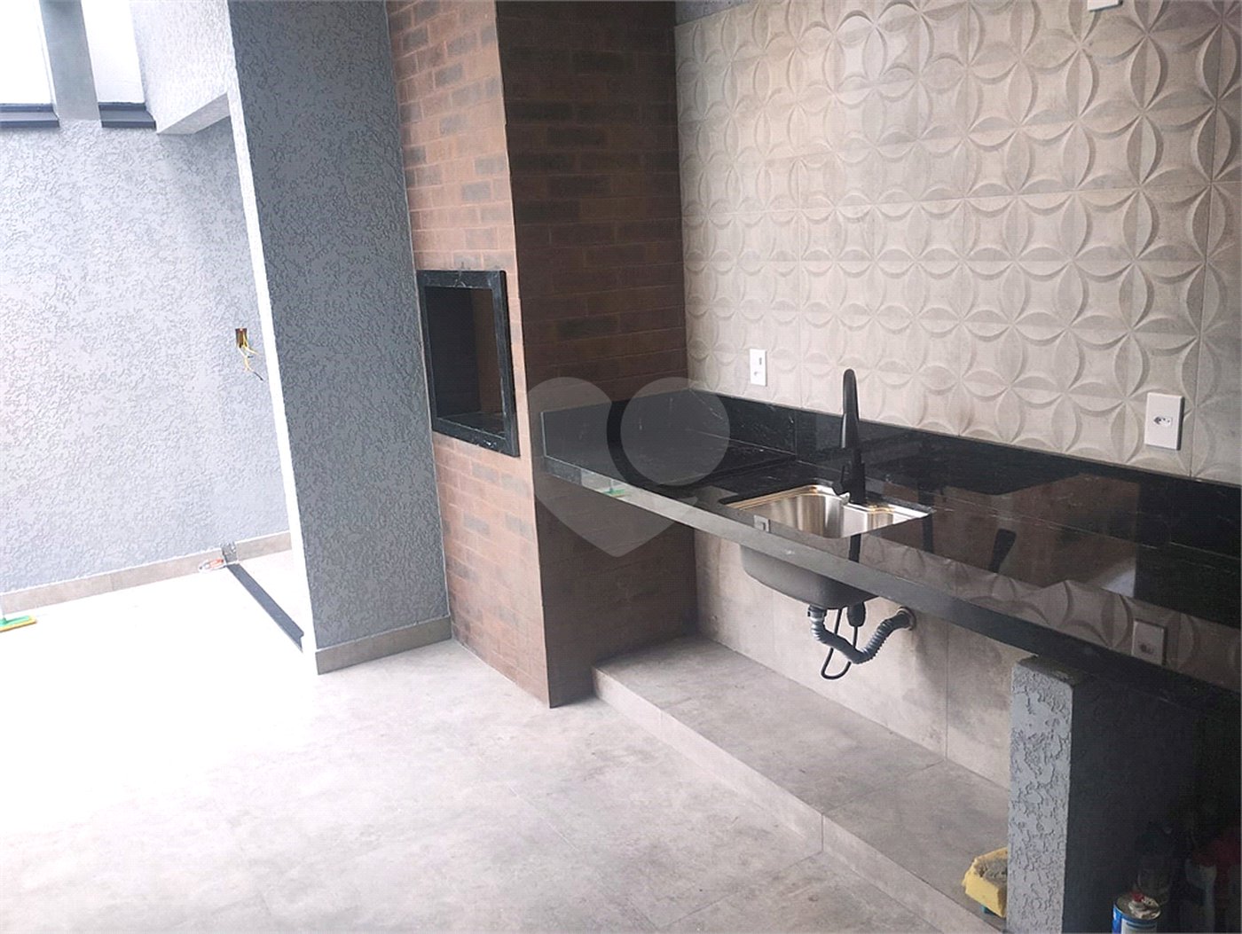 Casa à venda com 3 quartos, sendo 1 suíte,  no condomínio Horto Florestal Villagio, Sorocaba - SP