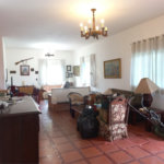 Casa à venda com 4 quartos, sendo 2 suítes, no condomínio Residencial Ypeville, Mairiporã - SP