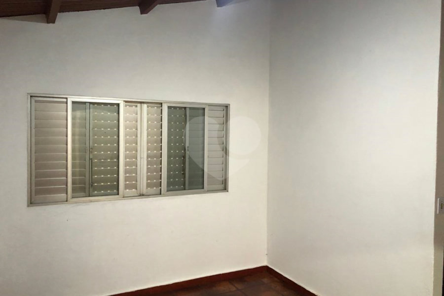 Sobrado à venda com 3 quartos em Serra da Cantareira, Mairiporã, SP