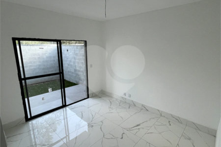 Casa à venda com 3 quartos, sendo 1 suíte,  em Vila São Paulo, Mogi das Cruzes, SP