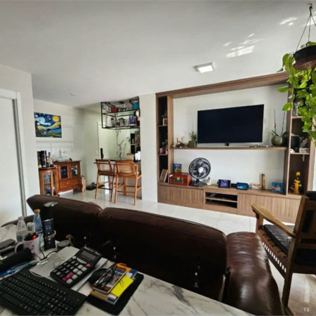 Apartamento à venda com 2 suítes em Vila Anastácio, São Paulo, SP
