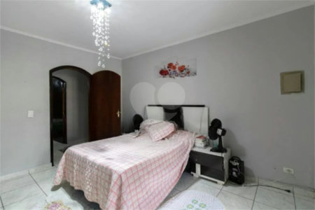Casa à venda com 2 quartos, sendo 1 suíte, em Jardim Santa Clara, Guarulhos, SP