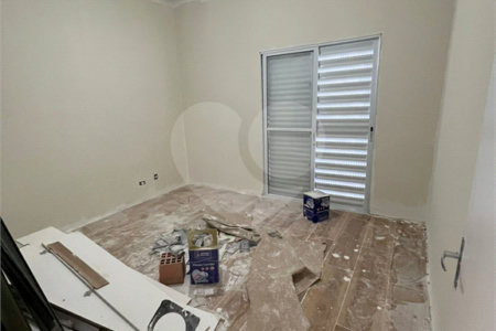 Sobrado à venda com 3 quartos, sendo 1 suíte, em Vila Mazzei, São Paulo, SP