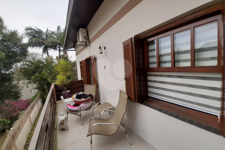 Casa à venda com 4 quartos, sendo 2 suítes,  em Jardim Floresta, São Paulo, SP