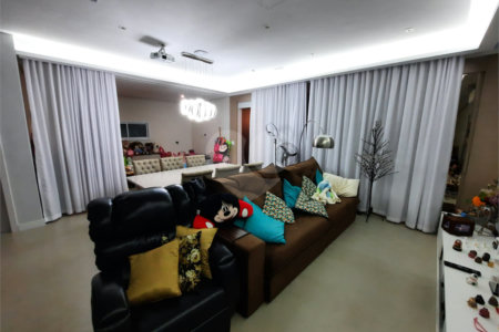 Casa à venda com 3 suítes no condomínio Ecovillagio, São Roque - SP