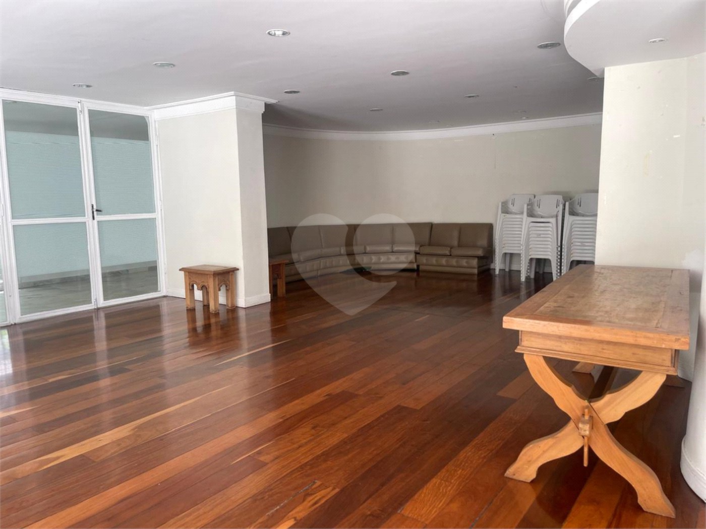 Apartamento à venda com 3 quartos, sendo 2 suítes,  em Bela Vista, São Paulo, SP