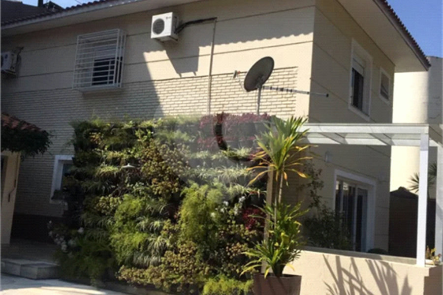 Casa à venda com 3 quartos, sendo 2 suítes,  em Serra da Cantareira, Mairiporã, SP