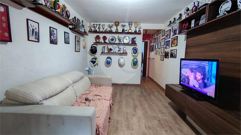 Sobrado à venda com 3 quartos, sendo 1 suíte,  em Chácara Santo Antônio, São Paulo, SP