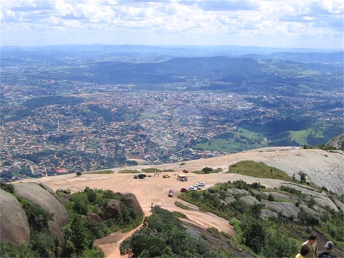 Sobrado à venda com 2 suítes em Recreio Maristela, Atibaia, SP