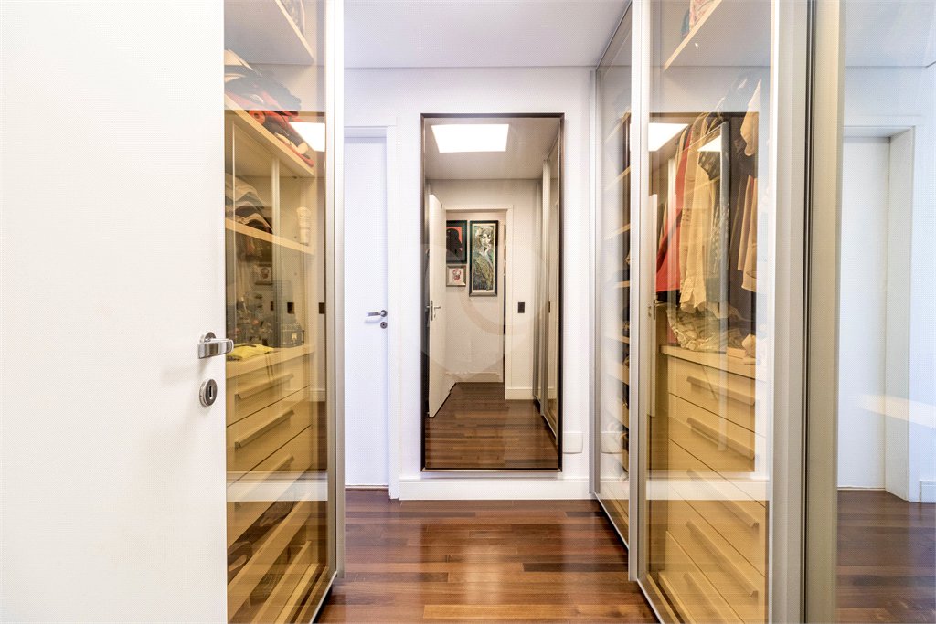 Apartamento à venda com 3 suítes em Brooklin, São Paulo, SP