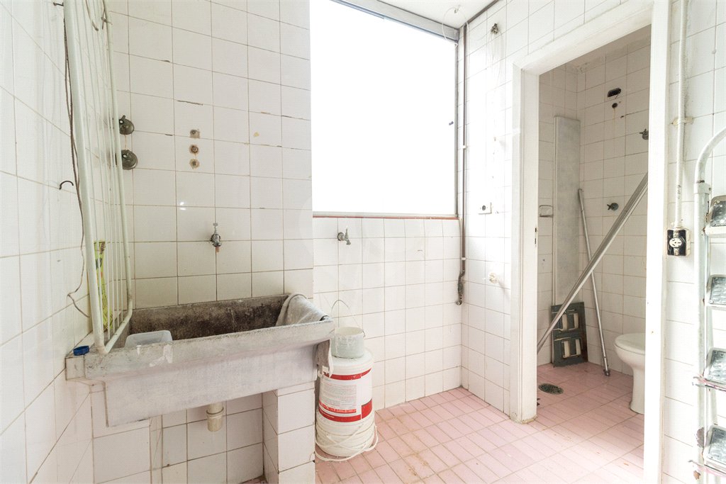 Apartamento à venda com 3 quartos, sendo 1 suíte, em Jardim América, São Paulo, SP