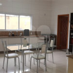 Casa à venda com 3 suítes no condomínio Parque Residencial Shambala 3, Atibaia - SP