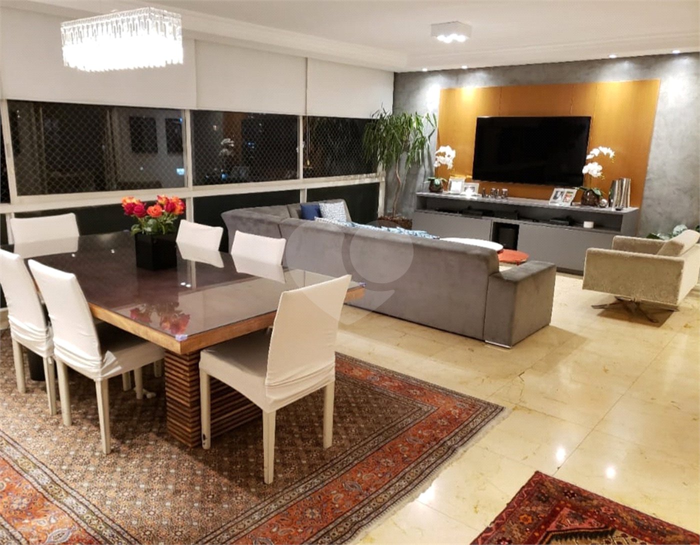 Apartamento à venda com 3 quartos, sendo 1 suíte,  em Jardim América, São Paulo, SP